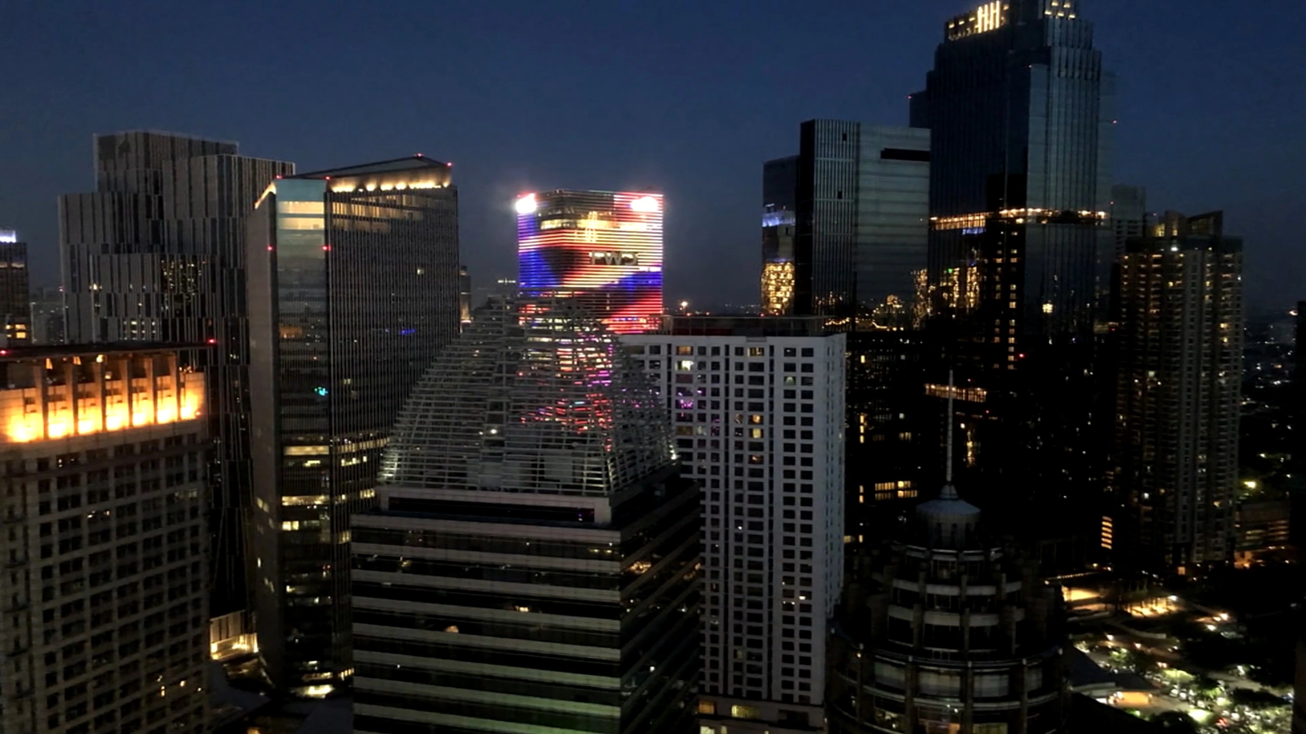 Planeje sua viagem para Jakarta, Indonésia. Turismo pela Ásia.