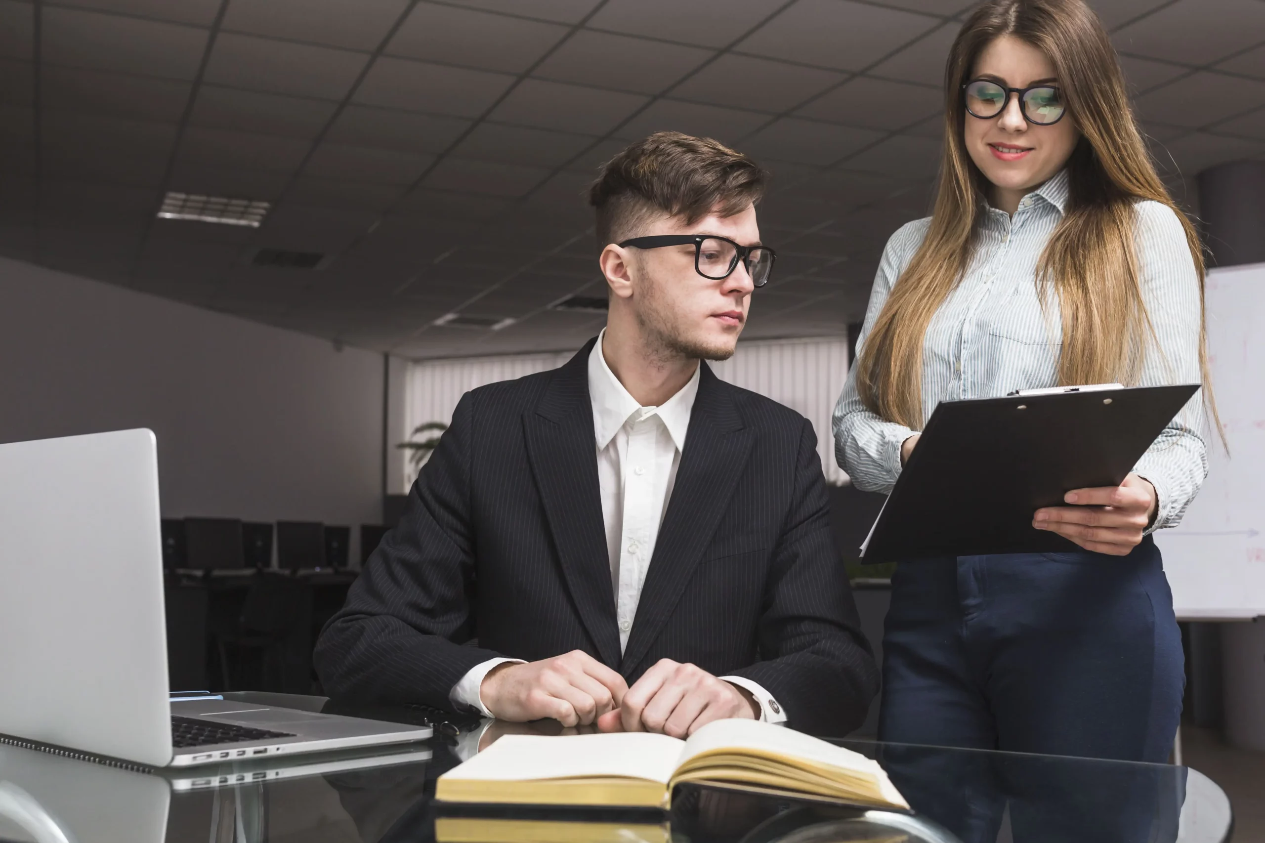 Conheça a Nexus Traduções e outras líderes do setor que conectam pessoas e negócios com traduções precisas e especializadas.